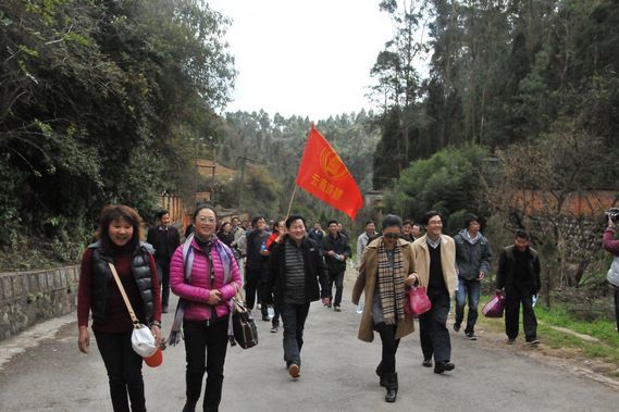 “雲南(nán)四建，越來(lái)越好(hǎo)”——記公司機(jī)關開(kāi)展春節聯歡活動