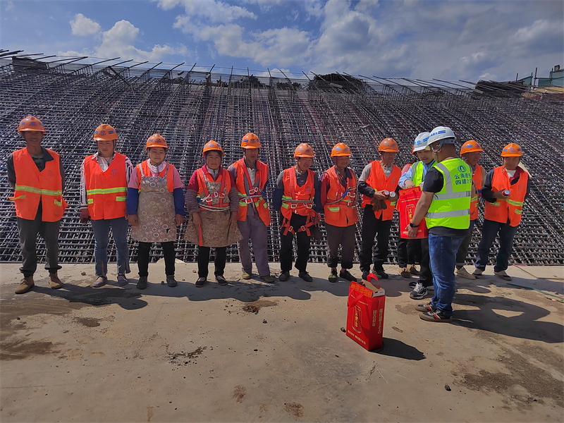 直管九部開(kāi)展“夏送清涼”活動