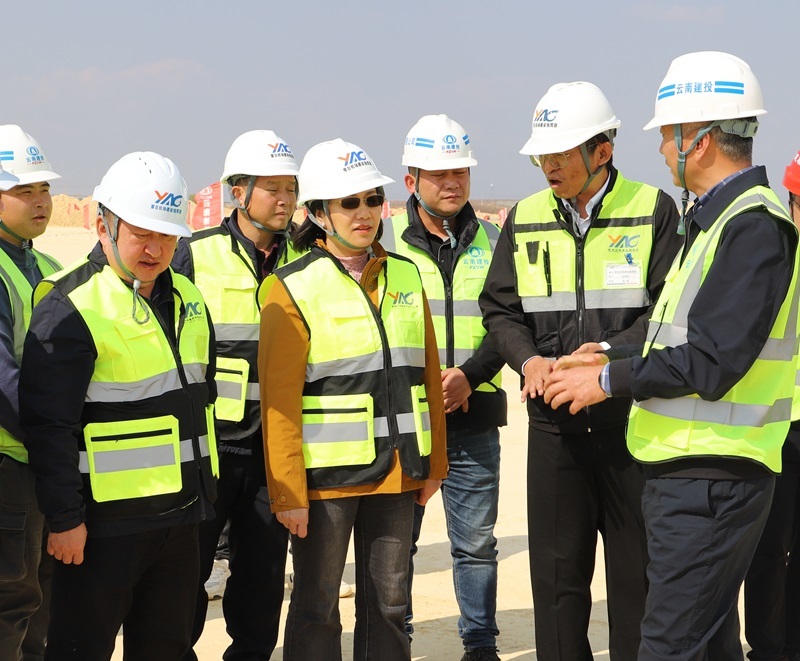 航産投集團黨委書(shū)記、董事(shì)長(cháng)趙家(jiā)雲調研紅(hóng)河(hé)蒙自(zì)機(jī)場(chǎng)項目