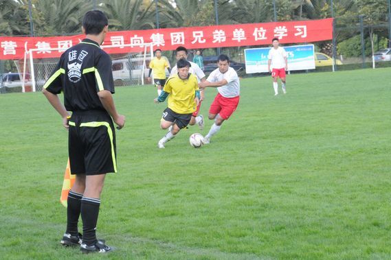 第十五屆“建工(gōng)杯”足球賽四公司喜獲亞軍