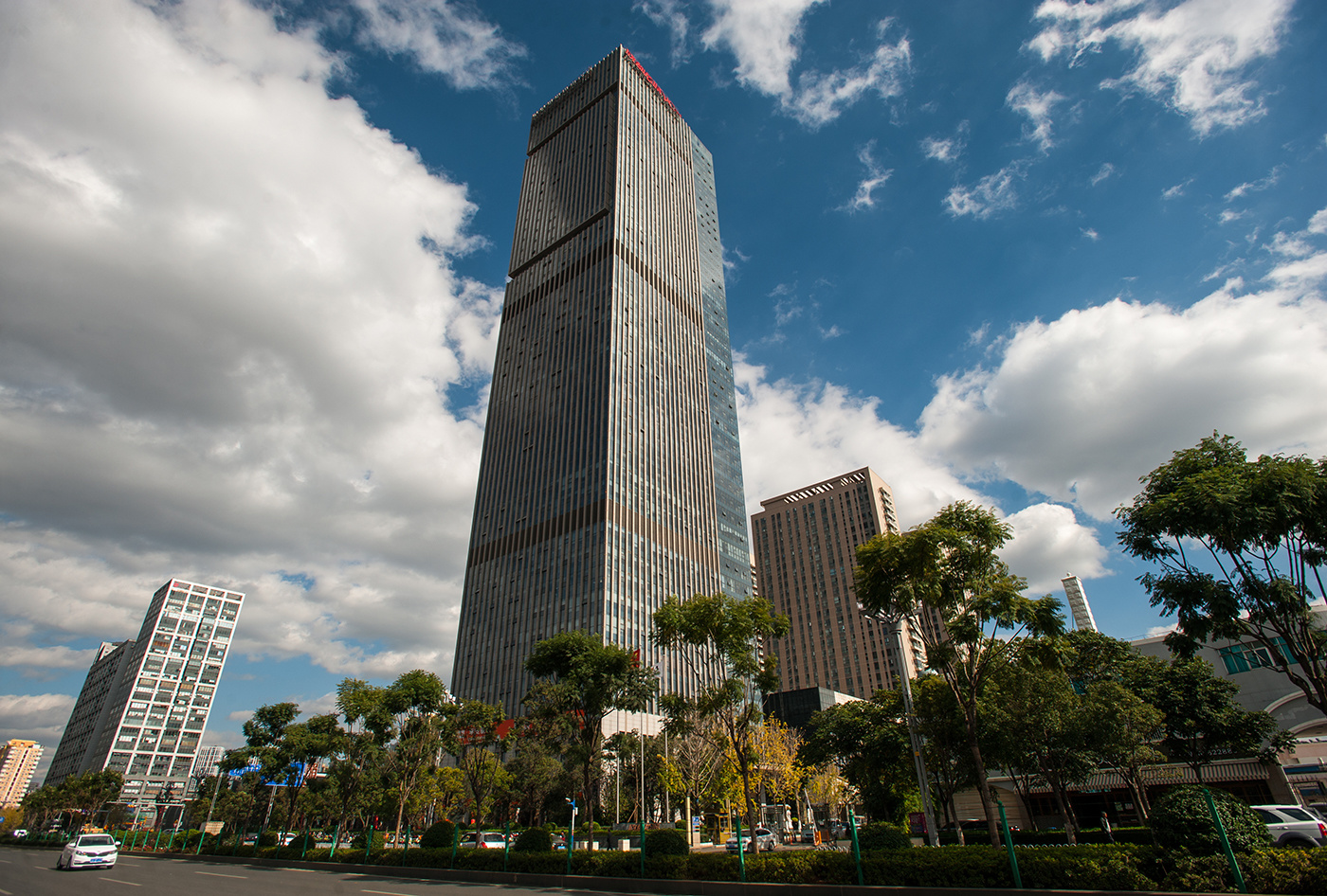 欣都(dōu)龍城(chéng)