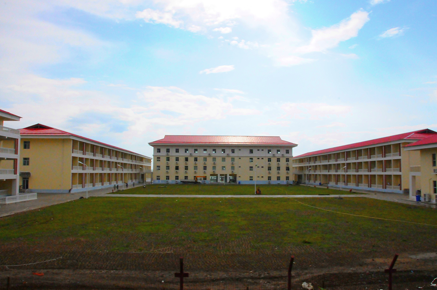 馬德島首站(zhàn)辦公、生(shēng)活區(qū)