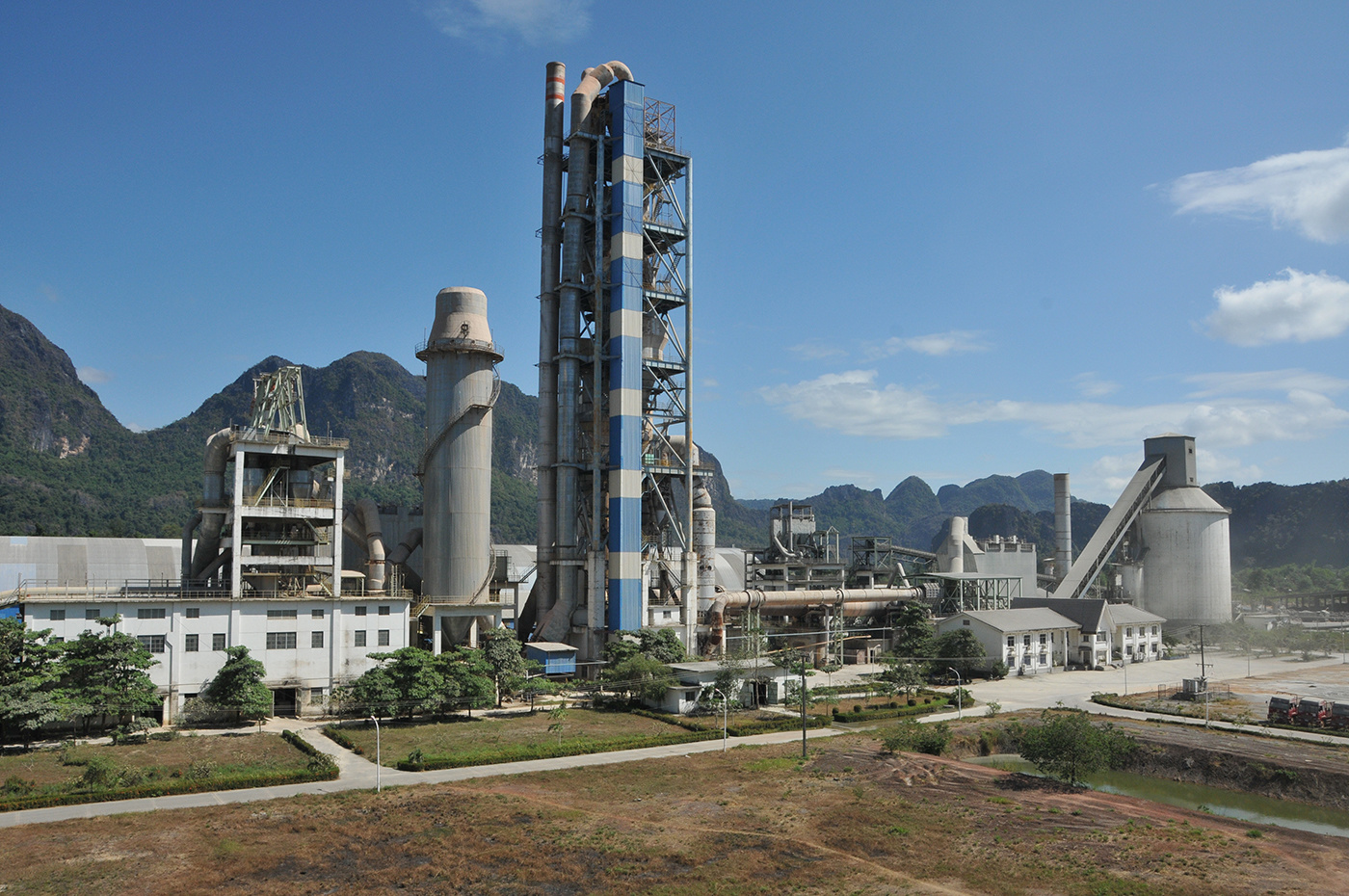 老(lǎo)撾甘蒙水(shuǐ)泥廠(chǎng)