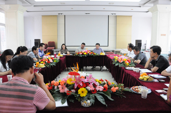 集團副總經理(lǐ)沈家(jiā)昆到(dào)公司調研